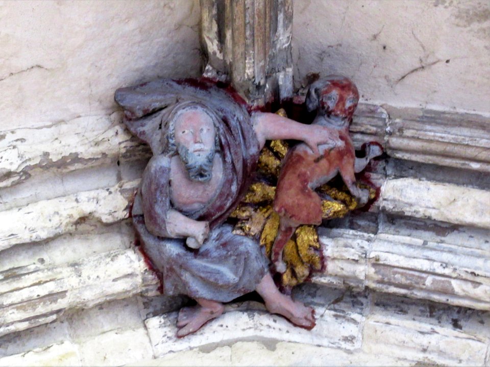 Norwich cathedral cloisters, roof boss 04
