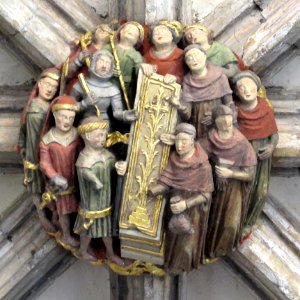 Norwich Cathedral cloisters, roof boss 19 (cropped)