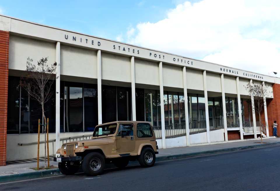 Norwalk CA Post Office