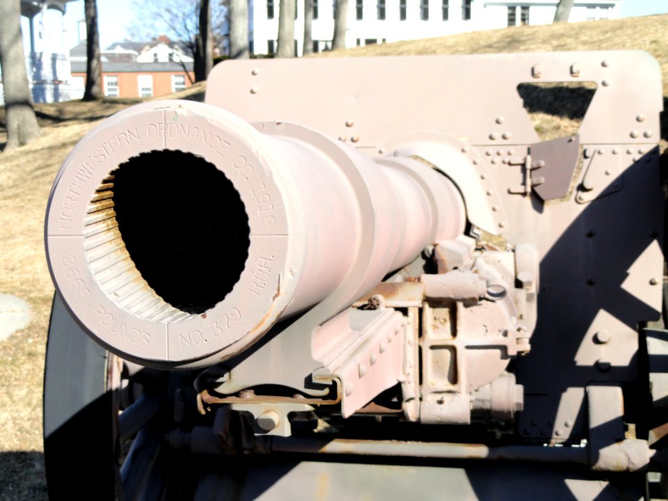 Northwestern Ordnance Co. 4.7-inch Gun 1918 - Millbury, MA - DSC04606