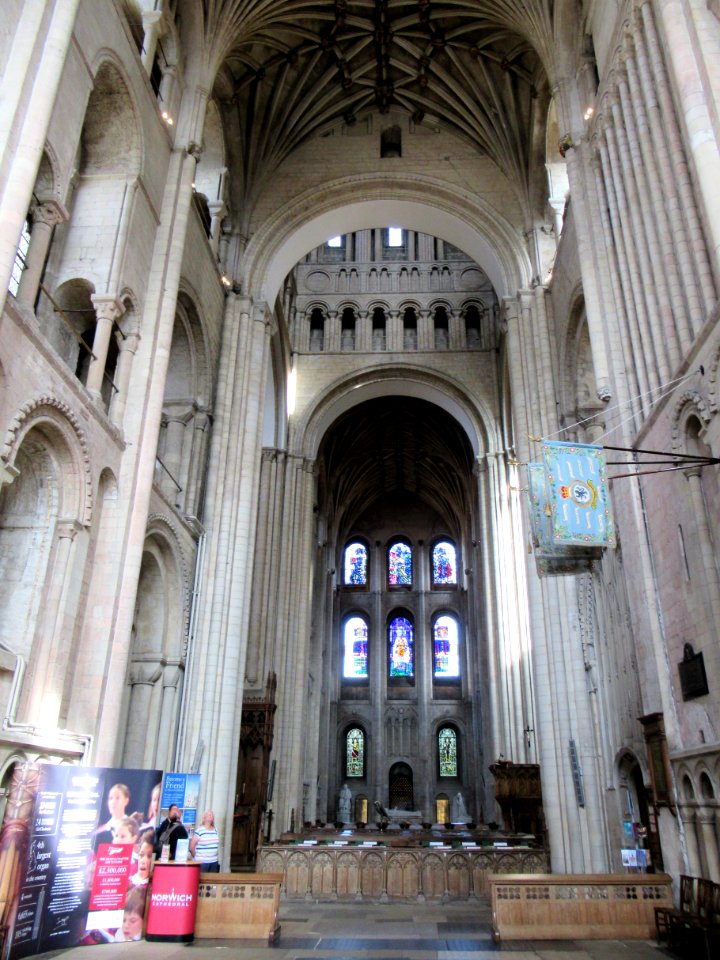 Norwich Cathedral, the transepts