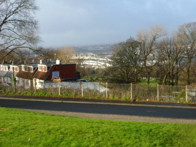Northwestward view towards Round Hill from Junction of Freshfield Road and Warren Road, Race Hill, Brighton (December 2013)