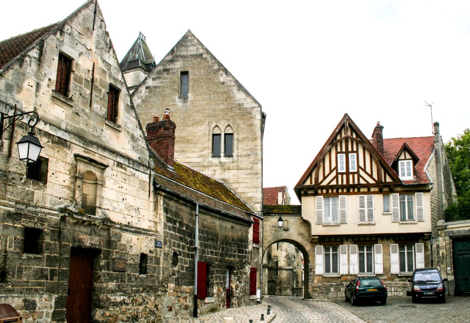 Noyon old town, 2007-05-06