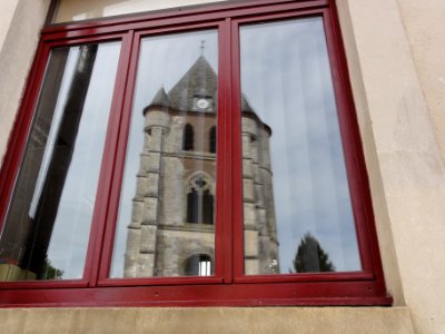 Nouvion-et-Catillon (Aisne) église (03), reflexion de la tour