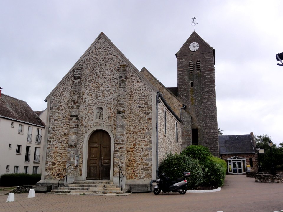 Nozay (Essonne) Église