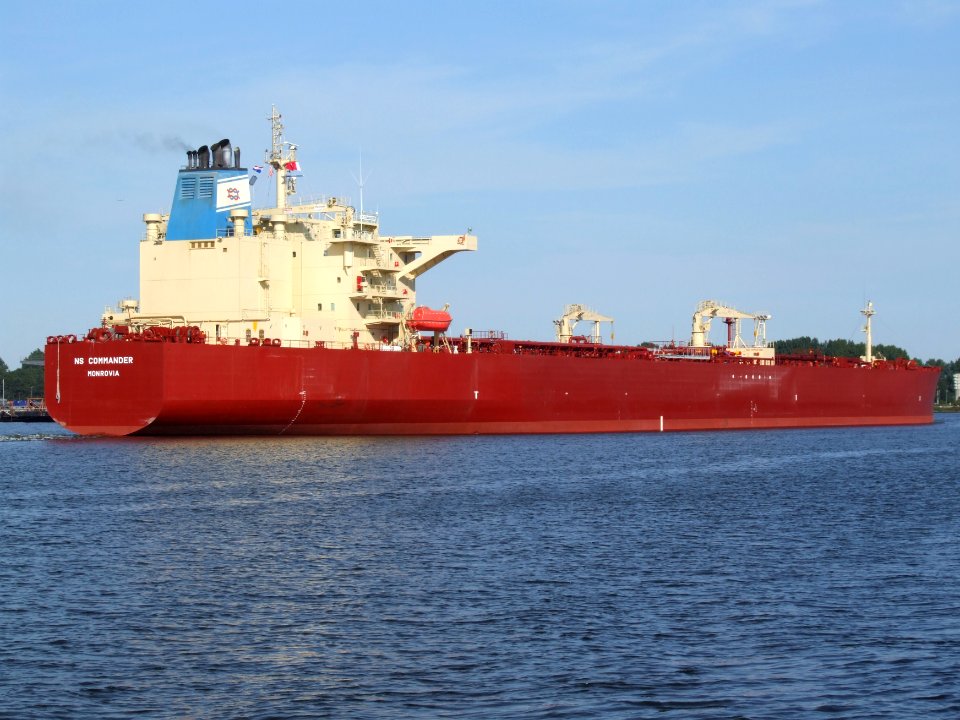 NS Commander p4 at the 'Noordzee kanaal', Holland 10-Sep-2006