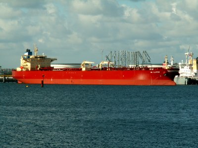 NS Clipper p2 at the '4e Petroleumhaven', Port of Rotterdam, Holland 29-Apr-2006