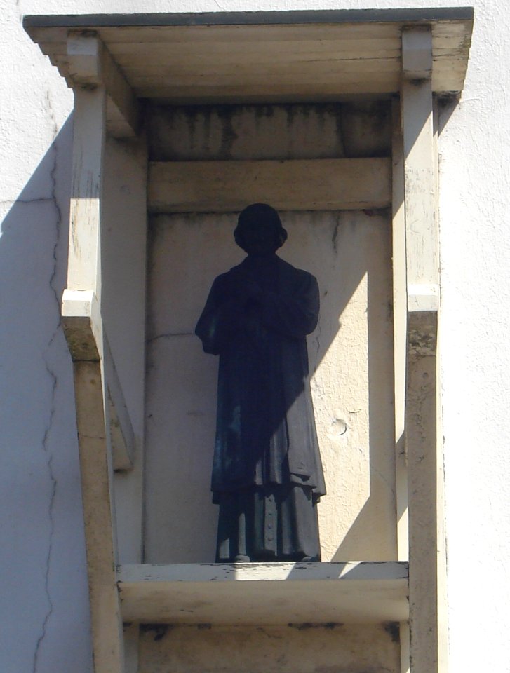 Noordwijkerhout kunstwerk pastoor van ars