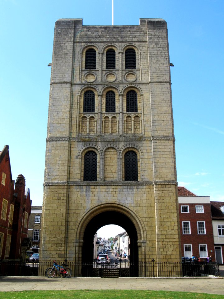 Norman Tower, Bury St Edmunds 01
