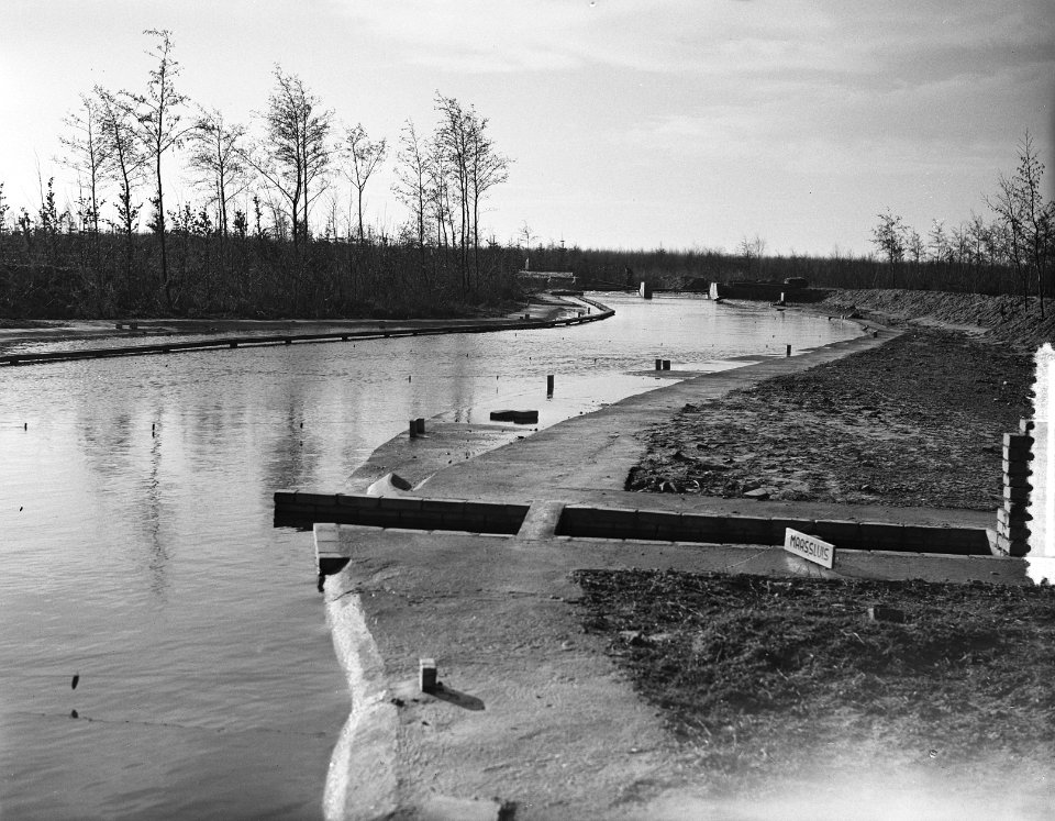 Noordoostpolder Waterloopkundig Laboratorium De Voorst diverse waterwerken, Bestanddeelnr 907-5561