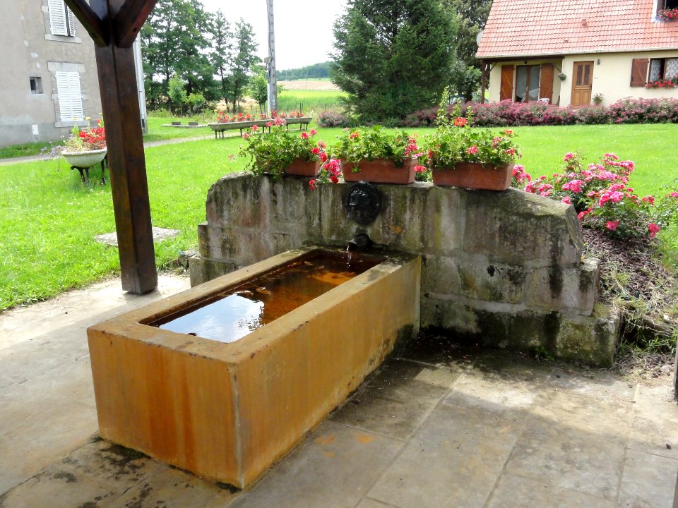 Nonhigny (M-et-M) fontaine B