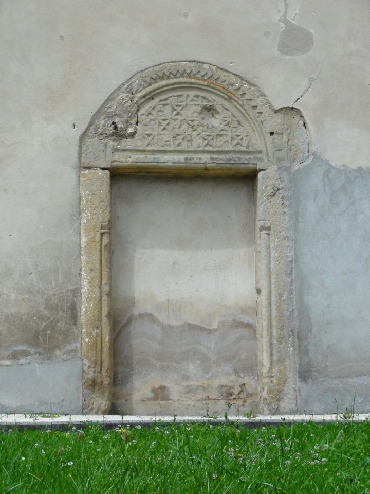 Nonhigny (M-et-M) église, ancienne porte condamnée