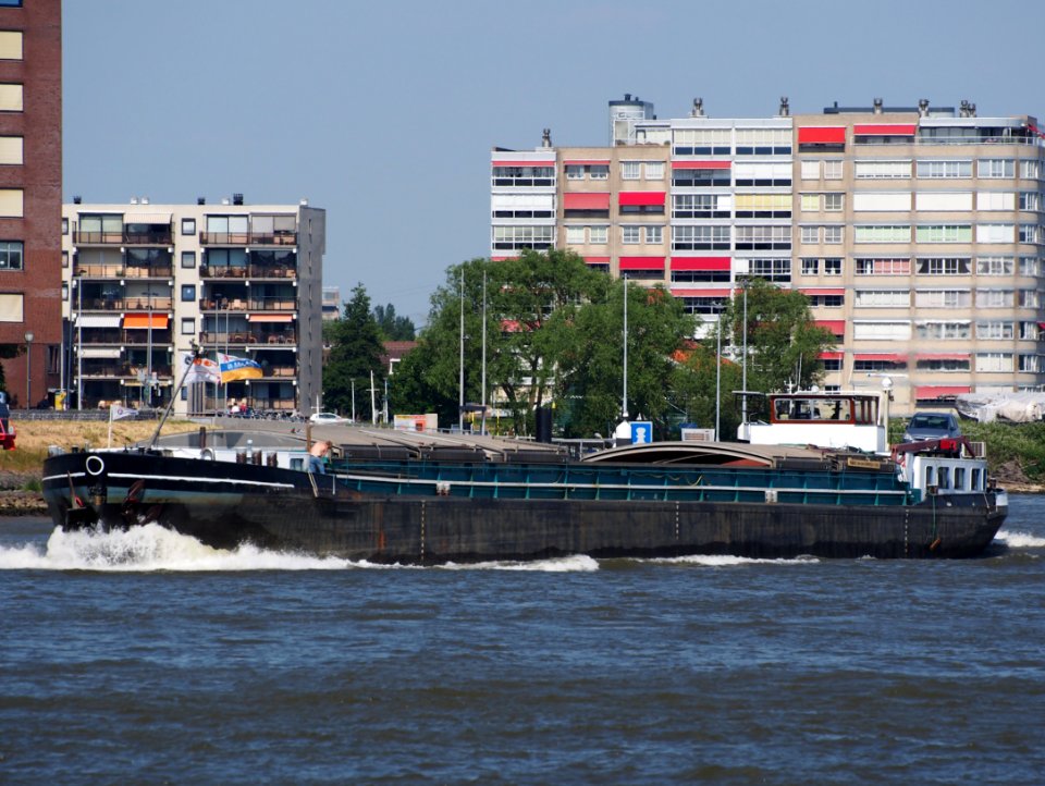 Nomade - ENI 02312500, Beneden Merwede, Dordrecht