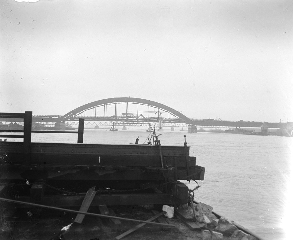 Noodbrug te Hedel, Bestanddeelnr 902-5557