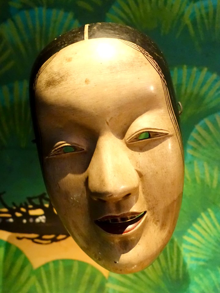 Noh mask, Japan, probably 18th-19th century, painted wood - Östasiatiska museet, Stockholm - DSC09254