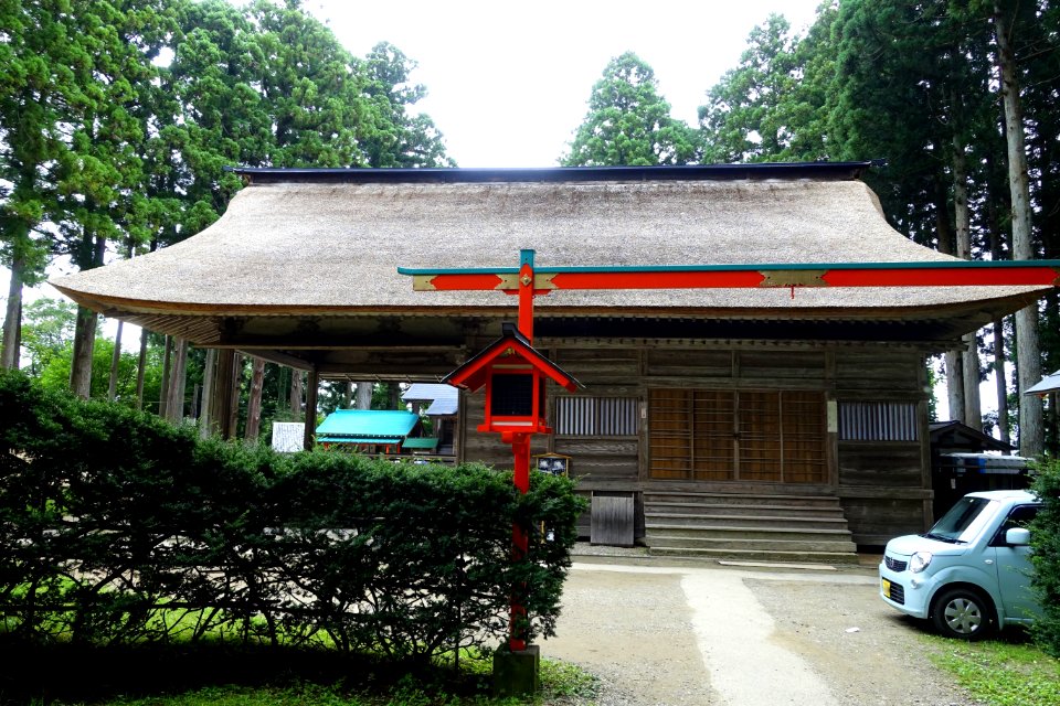 Noh stage - Hakusan-jinja - Chusonji, Hiraizumi, Iwate - DSC04923