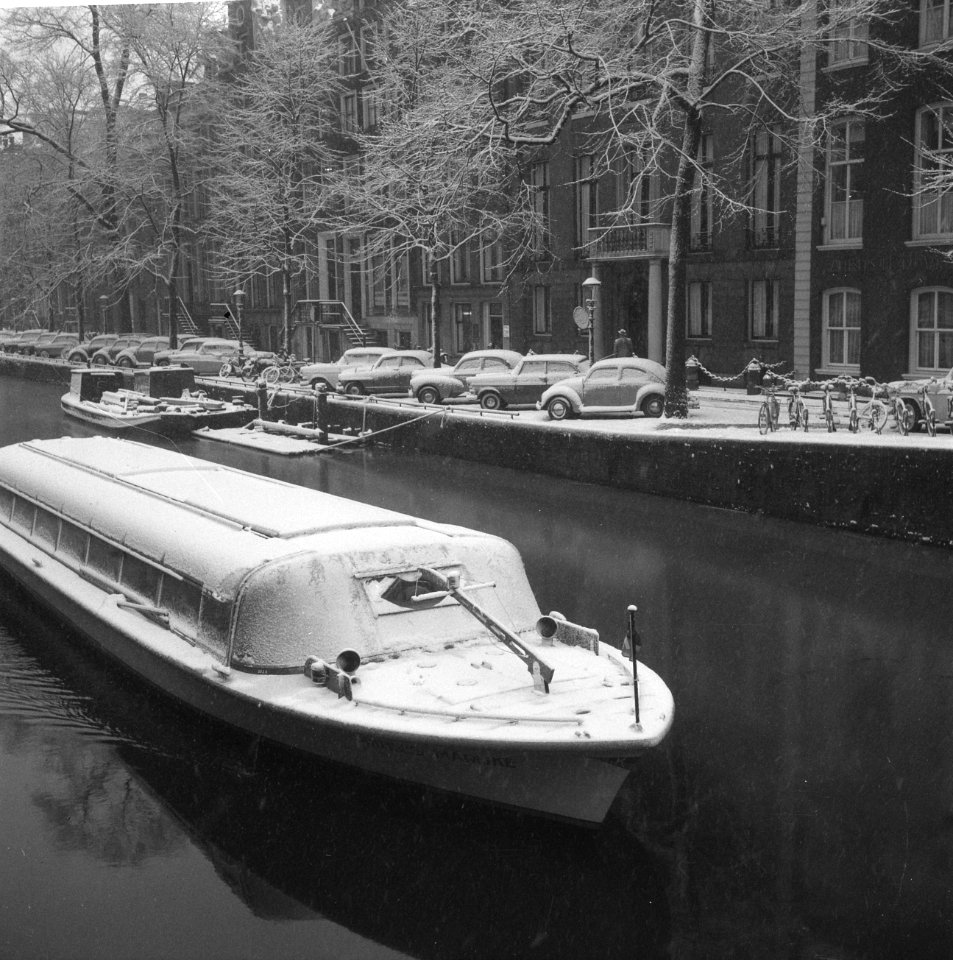 Nog steeds sneeuw in Amsterdam, Bestanddeelnr 913-6353