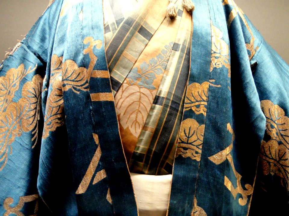 Noh costume worn by main performer in Shichikiochi, Kita School - Treasure Hall, Itsukushima Shinto Shrine (Miyajima) - DSC02212