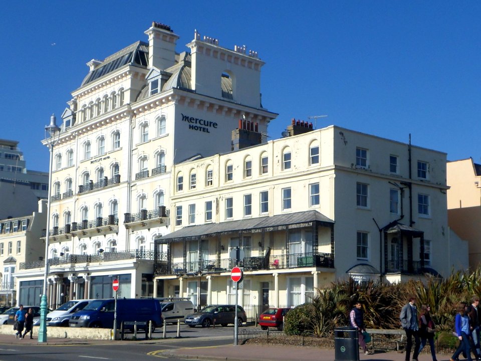 Norfolk Hotel, 149 King's Road, Brighton (NHLE Code 1381642) (March 2014) (1)