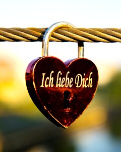 Love padlock connection