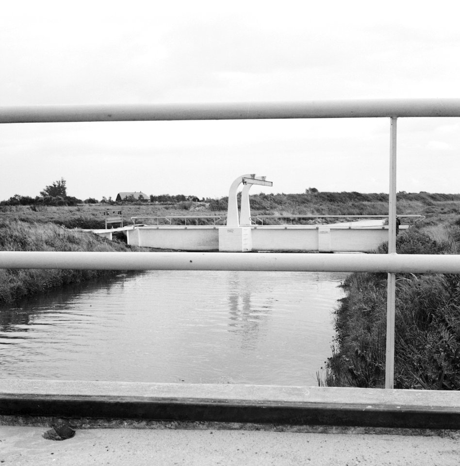 Normalisatie van beken, graven en dempen van sloten, alm, Bestanddeelnr 250-8049