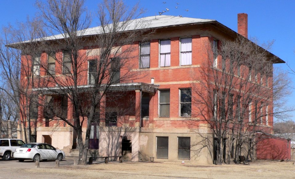 North La Junta School from SE 1