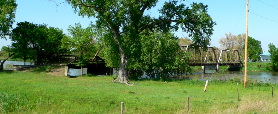 North Loup bridge (806 Rd) from SW 1