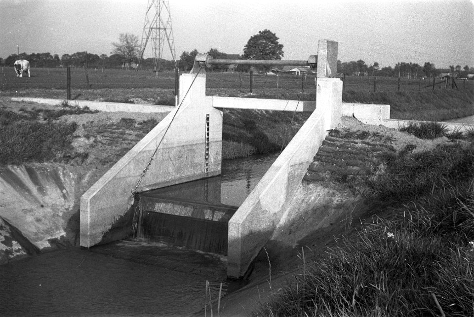 Normalisatie van beken, graven en dempen van sloten, Bestanddeelnr 250-8043