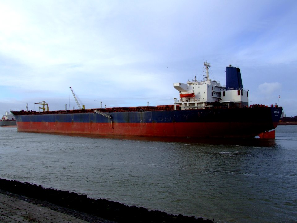 North King - IMO 7917862 - Callsign 3FXE6 - p6 at Port of Amsterdam, Holland 27-Jan-2007