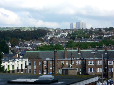 Northeastward view from The Greenway, New England Quarter, Brighton (October 2013) (2)