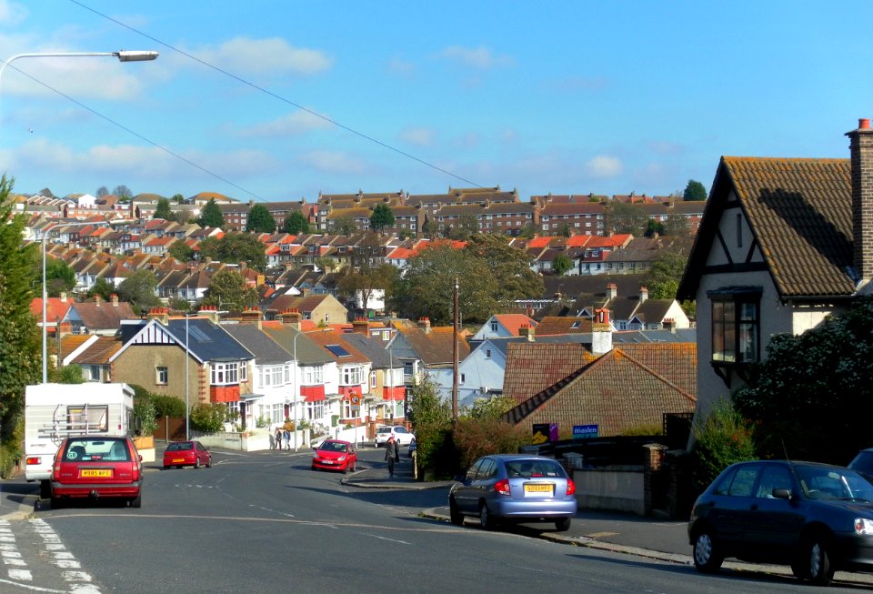 Northeastward view along Hollingbury Crescent, Hollingdean, Brighton (October 2011) (2)