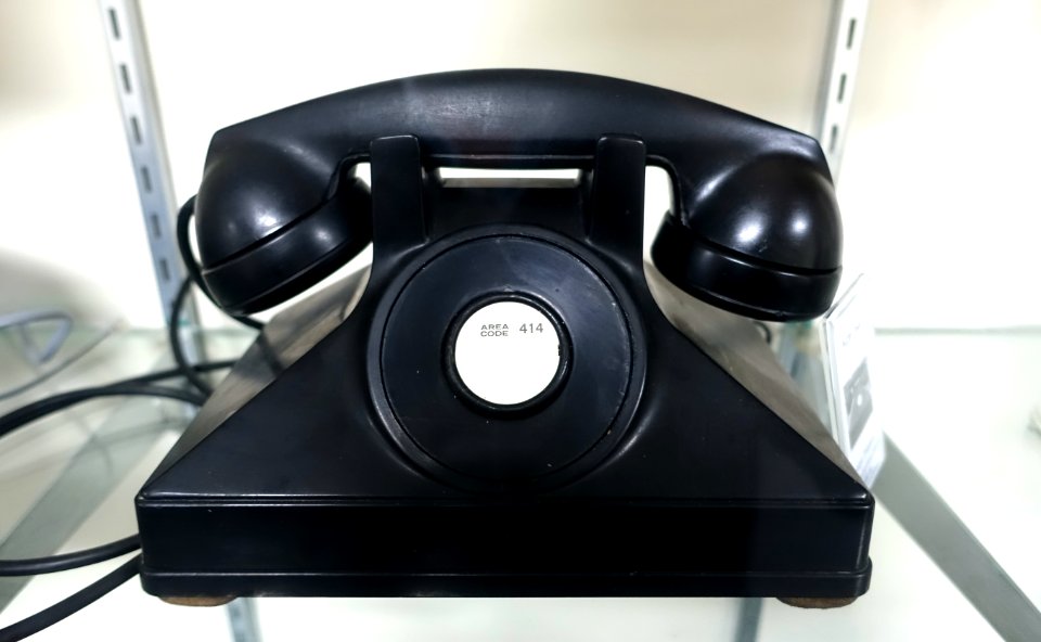 Northern Electric, Bakelite -1 - Telephone Museum - Waltham, Massachusetts - DSC08104