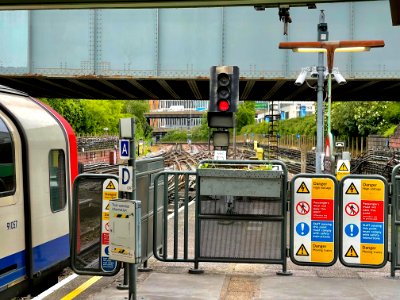 Northern approach to White City tube station photo