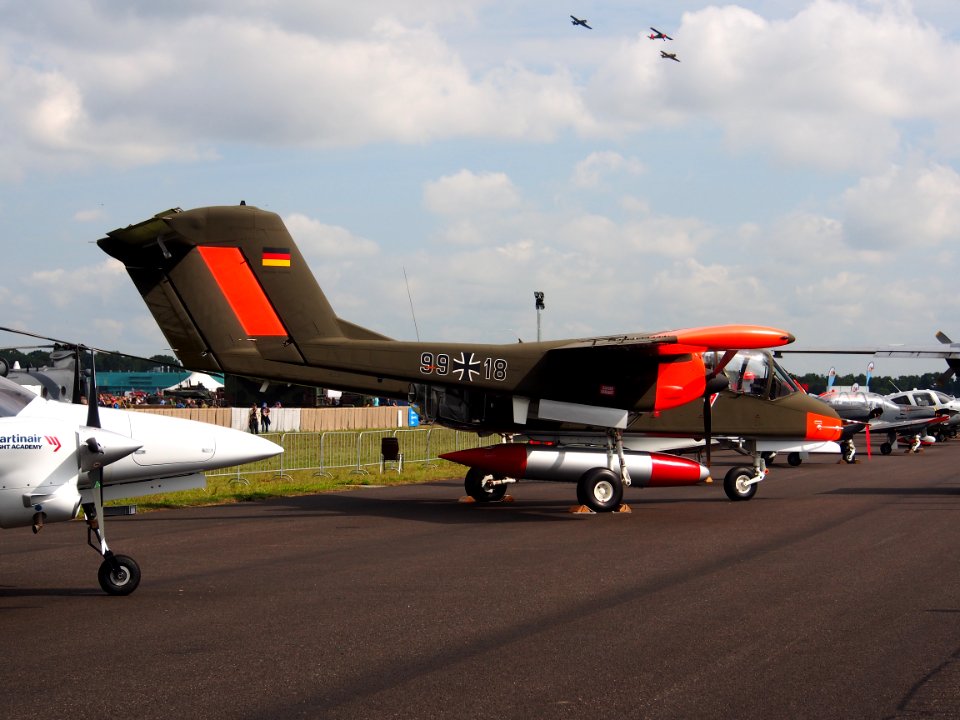 North American Rockwell OV-10B Bronco Luftwaffe 99+18, pic4