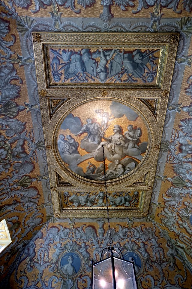 North Hall ceiling - Stowe House - Buckinghamshire, England - DSC07100