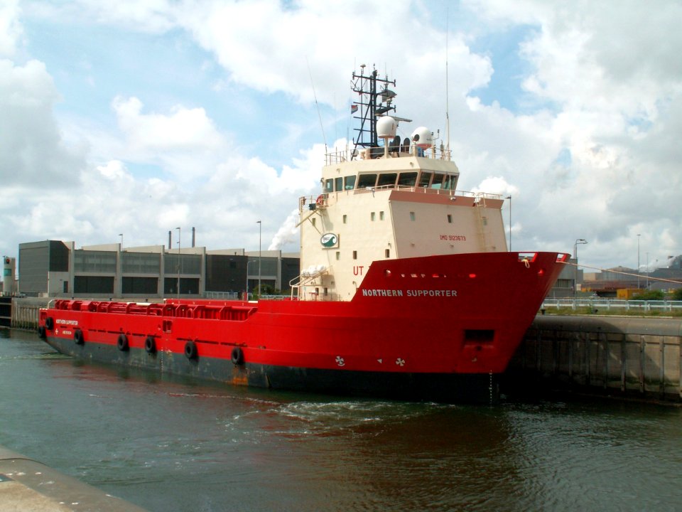 Northern Supporter IMO 9123673 IJmuiden 04Aug05