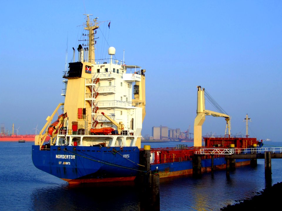 Nordertor p1 Port of Rotterdam 29-Apr-2007