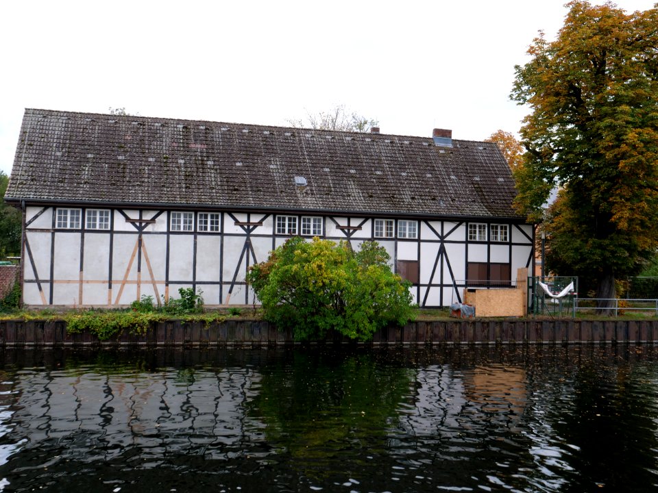 Nordhafen Spandau boathouse 2019-10-18 01