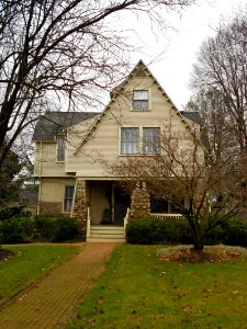 North Wayne PA HD 22q Walnut