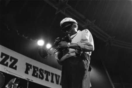 North Sea Jazzfestival in Den Haag Miles Davies, Bestanddeelnr 933-0328