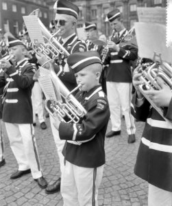 Noorse jongensfanfare op de Dam, Bestanddeelnr 911-3936