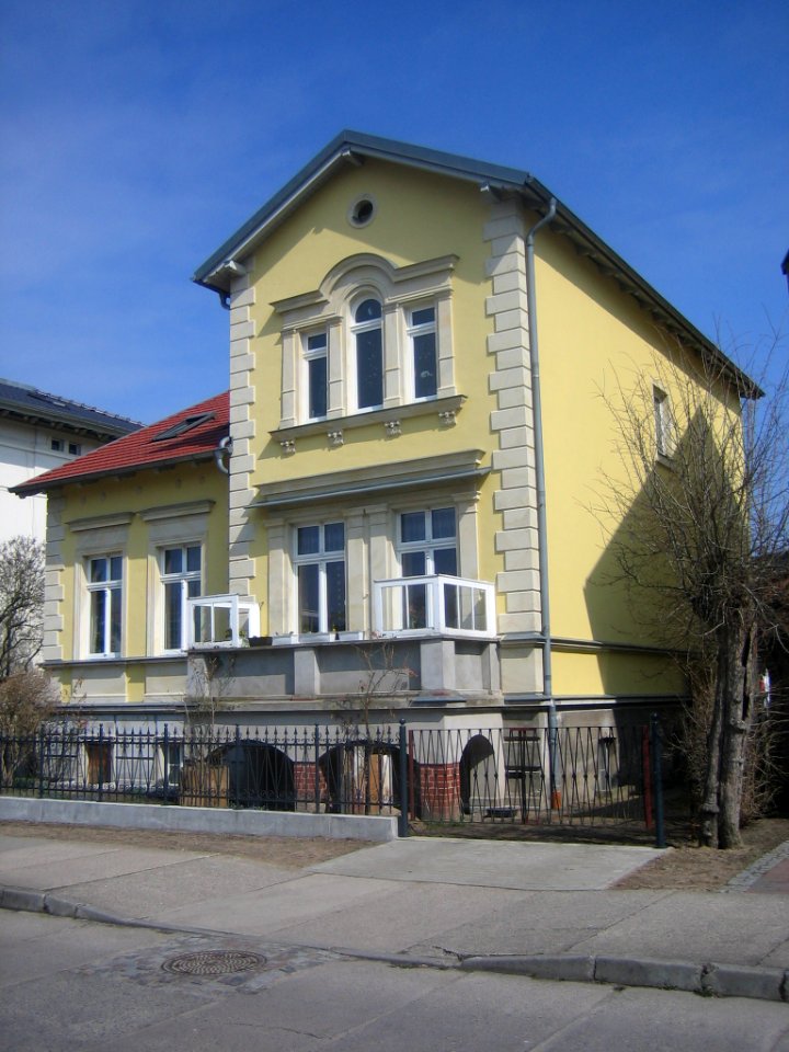 Neubrandenburg Jahnstraße 4