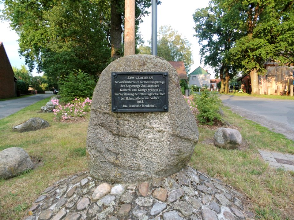 Neubokel Denkmal