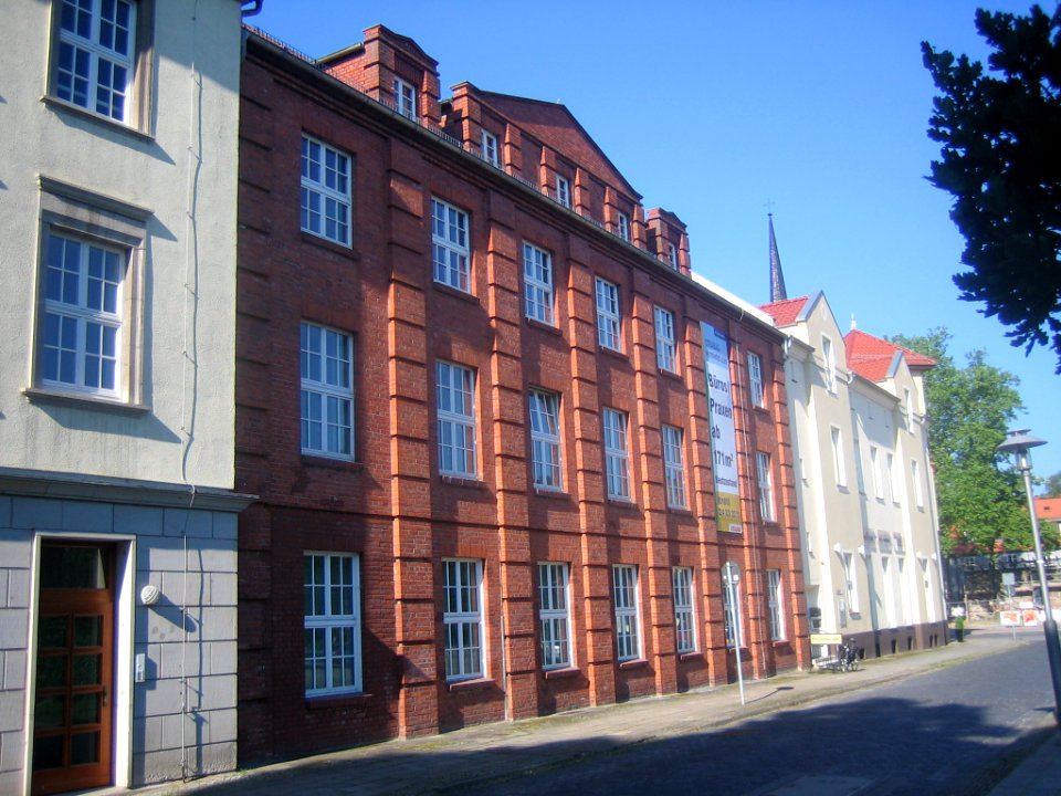 Neubrandenburg Poststraße 4