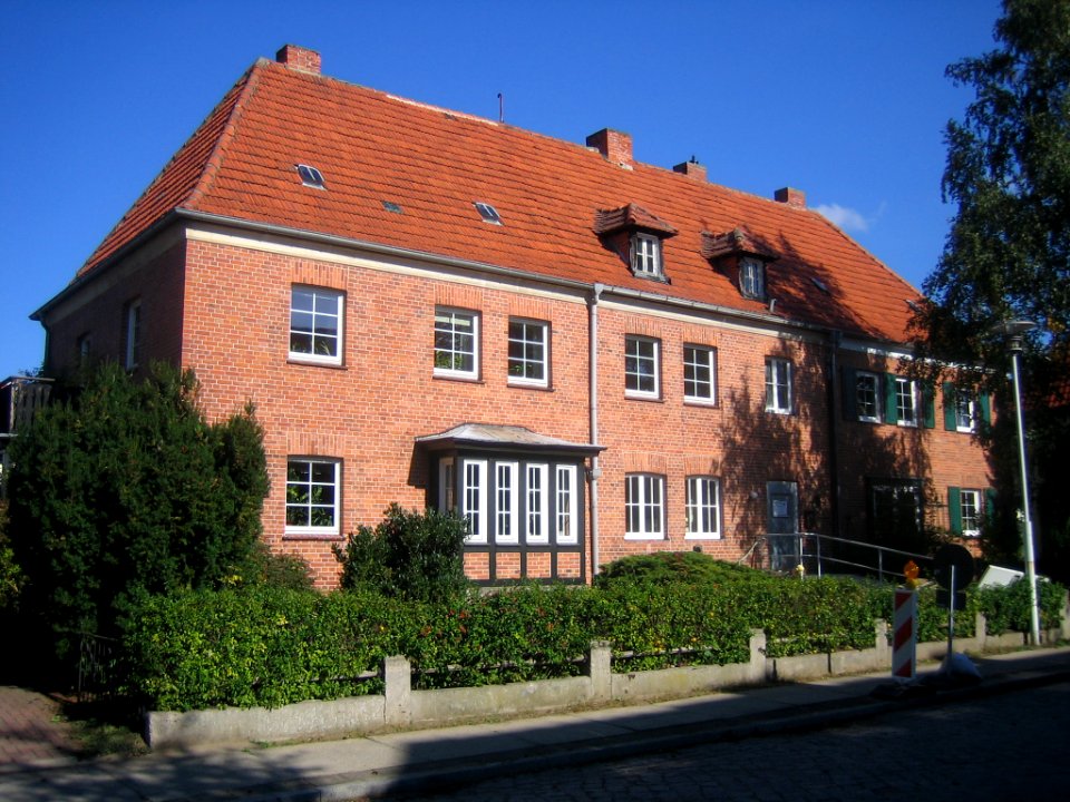 Neubrandenburg Bienenweg 6-8-10