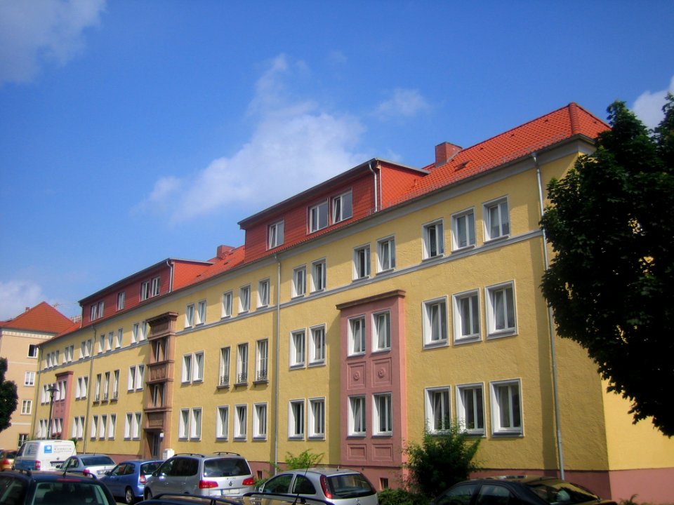 Neubrandenburg Badstüberstraße 3-5-7