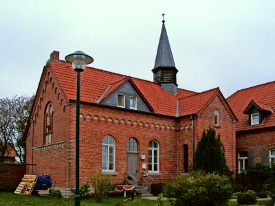 Neuwegersleben Kirche profaniert photo