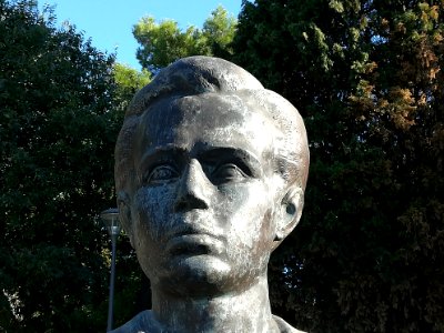 Neven Kirac - Titov park (Pula) 02