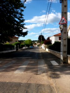 Neuville-sur-Saône - Rue Molière, vers le nord depuis la rue Bossuet