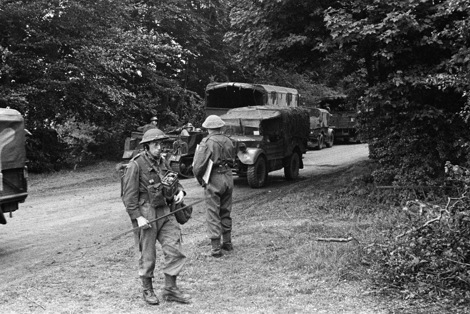 Netherlands Brigade Manoeuvres. Oefeningen Prinses Irene Brigade. Geen bijschrif, Bestanddeelnr 934-9327